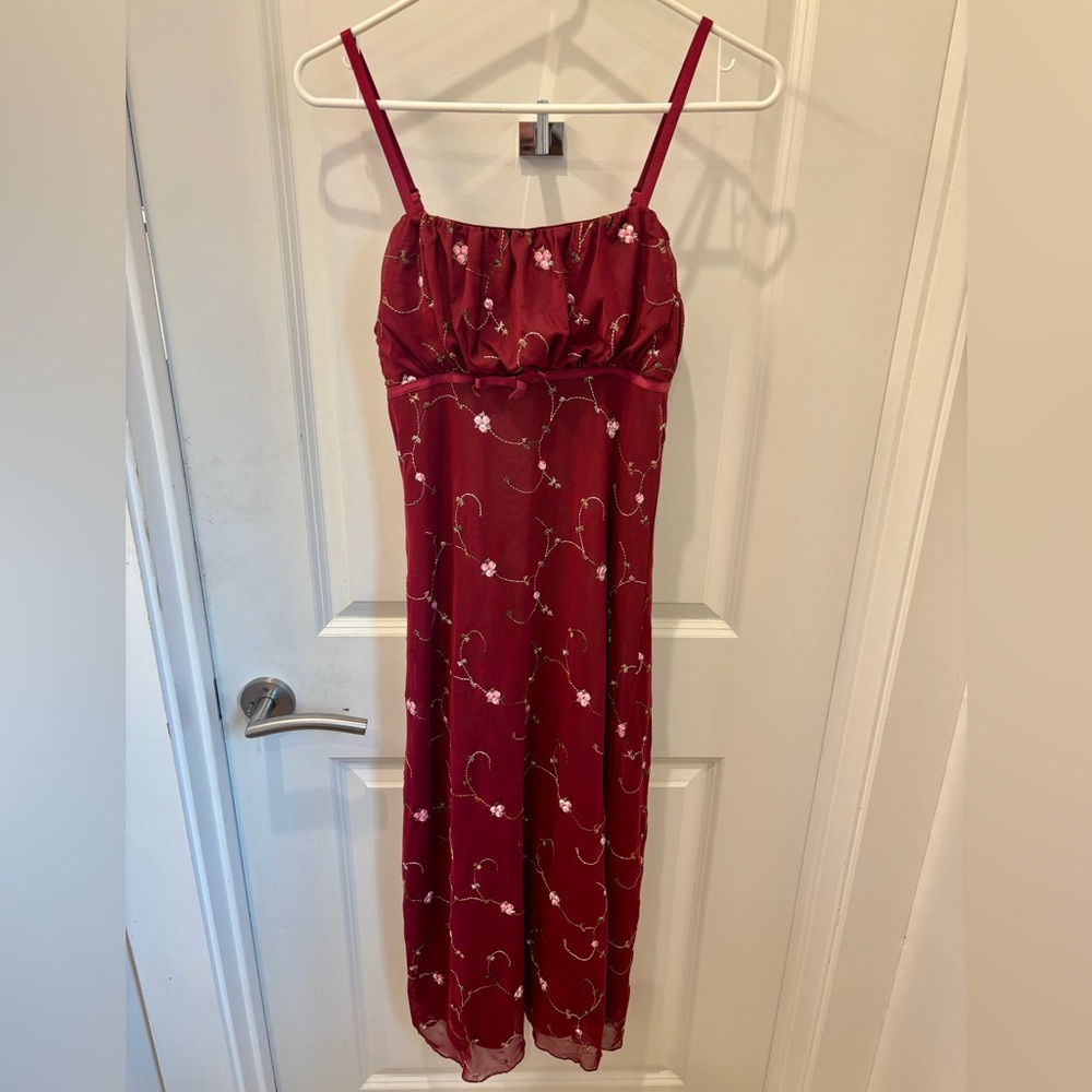 NWT Thirty Thirty burgundy floral embroidered mesh overlay Slip Dress- L